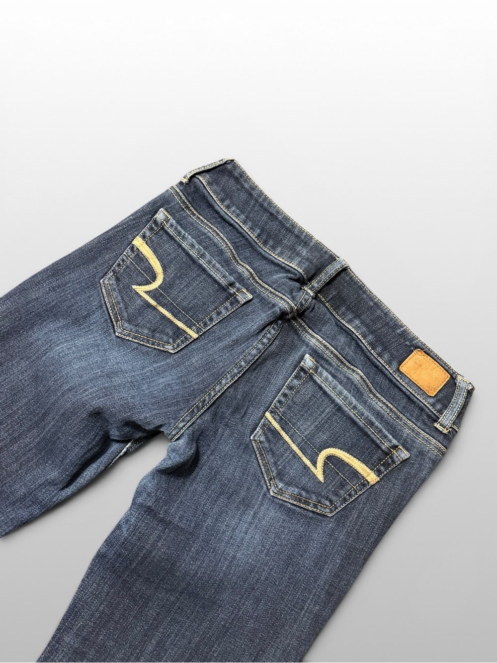 American Eagle Artist Y2K Flare Bootcut Stretch Jeans Size 2 Short